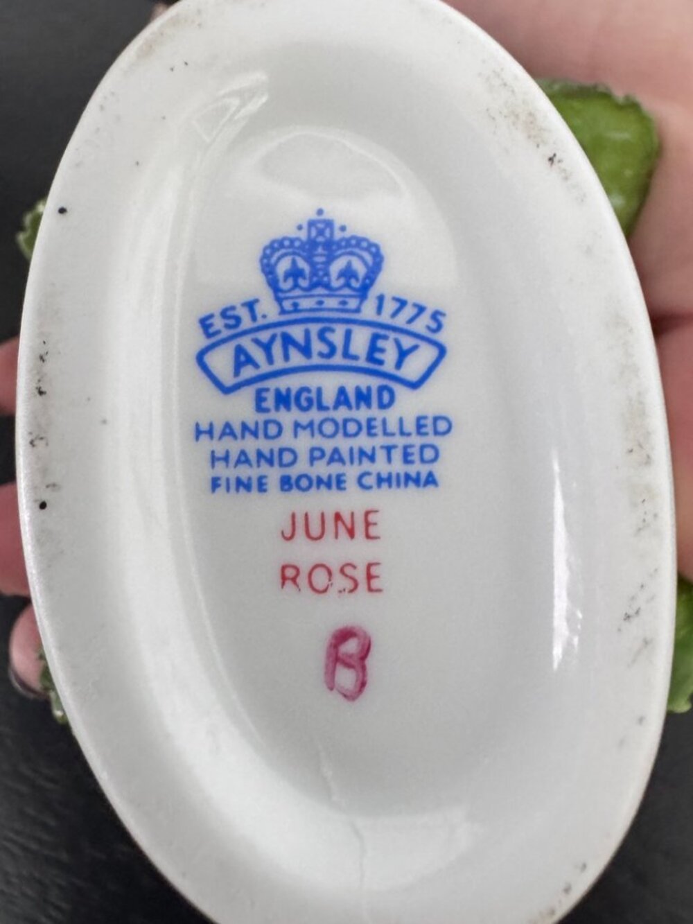Aynsley Fine English Bone China 'June Rose' Collectible, Hand Modeled/Painted - Picture 6 of 6